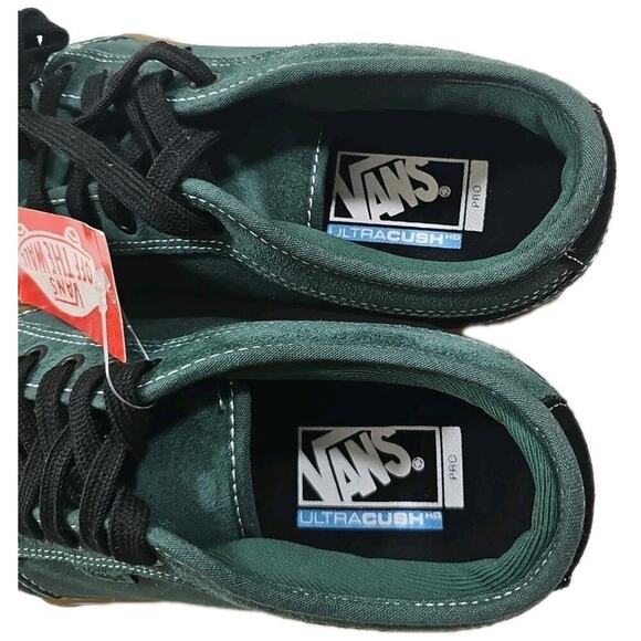 Vans ~Woman 9; Men's 7.5~Chukka Low Trekking Green/Black Suede Gum Sneaker - Picture 14 of 16